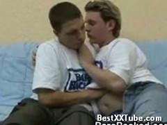 Blonde Dude Fucks Bareback Very sexy bareback sex of blonde dude who fucks his gay lovers tight 4 months ago